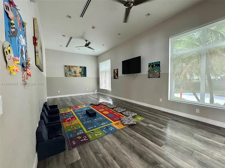 2590 NE 3rd Dr #203 — Photo 46