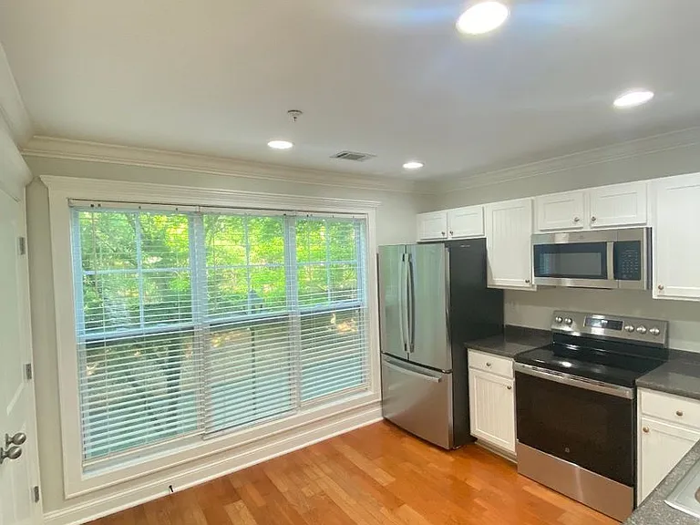 1035 Barnett Shoals Rd #723 — Photo 9