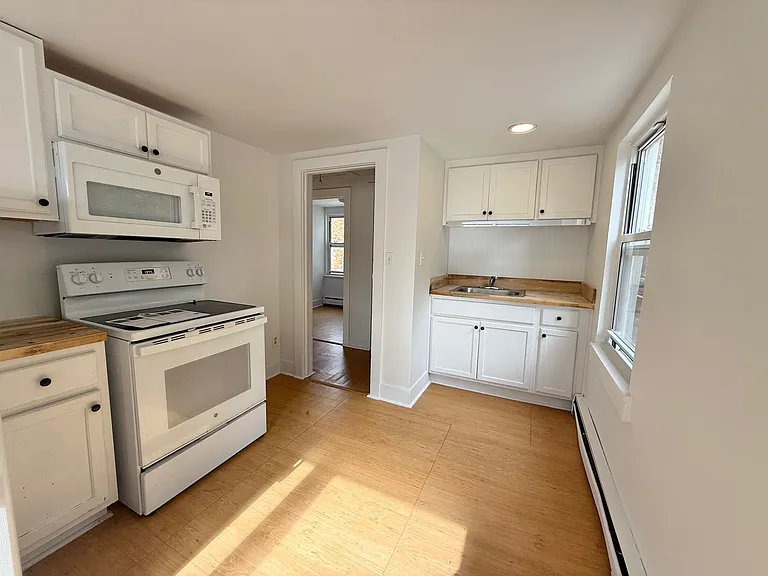 261 Hillside Ave #2 — Photo 6