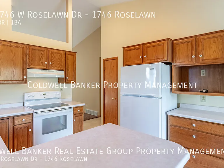 1746 W Roselawn Dr #1746 — Photo 3