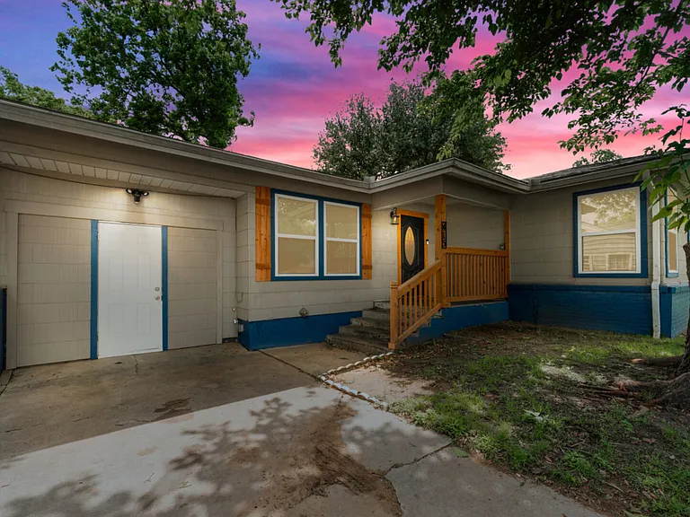 Circle Dr — Photo 10