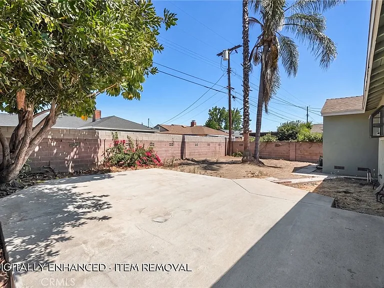 7656 Teesdale Ave — Photo 38