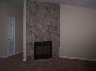 513 Hickory Point Dr, Lexington, NC 27292