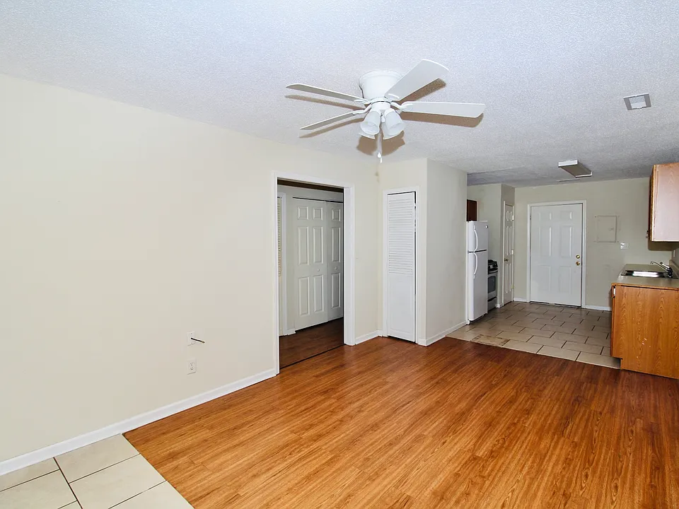 702 Levin Ave #720
