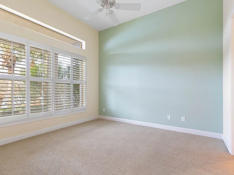 262 Yacht Harbor Dr — Photo 63