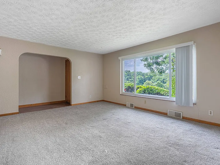 1822 W Schantz Ave #1822 — Photo 3