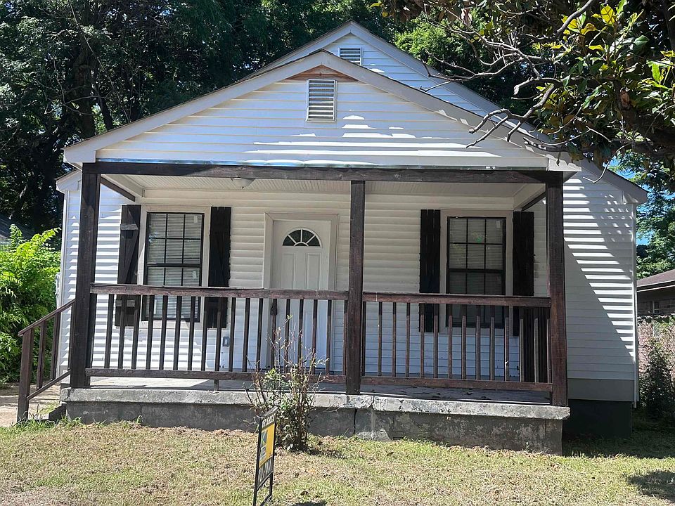 1st image of 2498 Vandale Ave