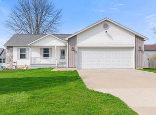 3920 Keller Rd, Holt, MI 48842