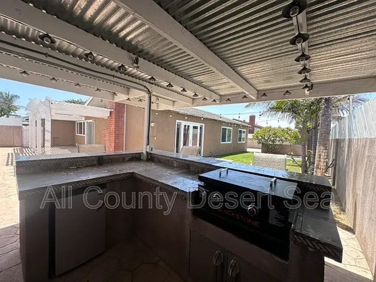18527 San Antonio St — Photo 21