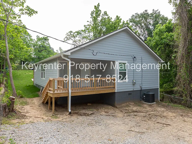 808 N Franklin Ave — Photo 39