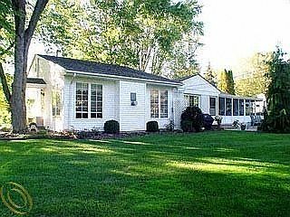 3rd image of 28360 Kendallwood Dr