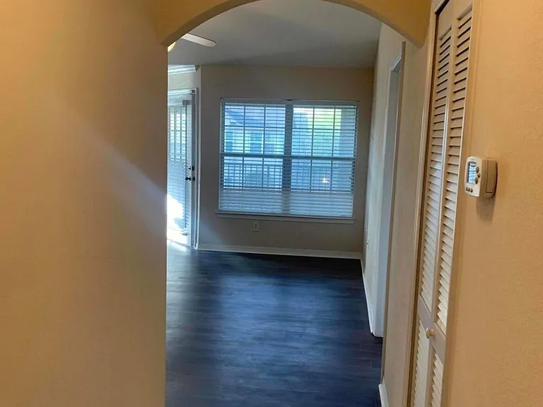7800 Point Meadows Dr #731 — Photo 4