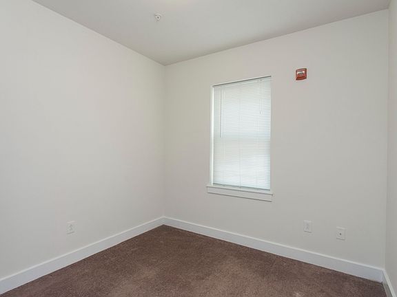 5th image of 3835-37 Hamilton St #7