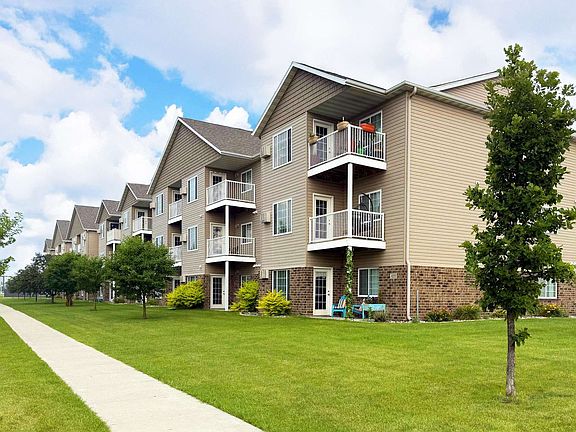 Maple Creek Apartments
