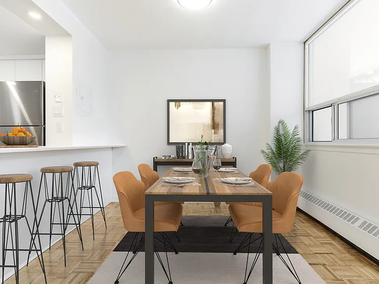 33 Erskine Ave — Photo 8