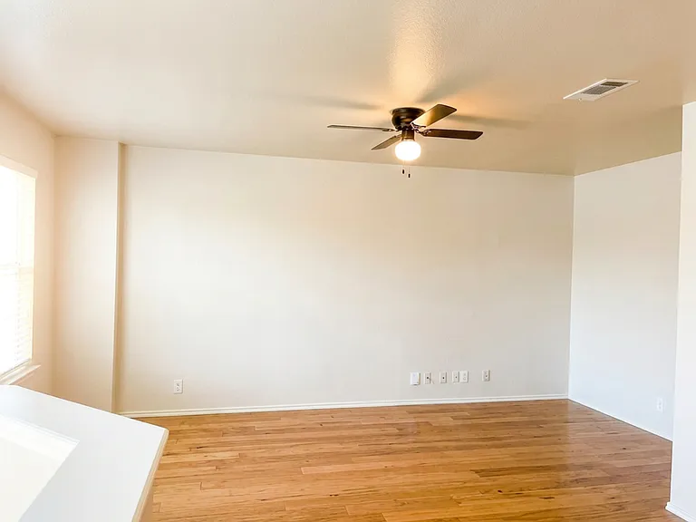 9023 Pinseeker — Photo 9