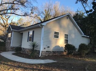 290 Johnson Dr, Athens, GA 30605