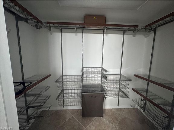 4th image of 5705 Mayflower Way Unit 1407
