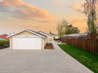 22646 Mossy Rock Dr, Hayward, CA