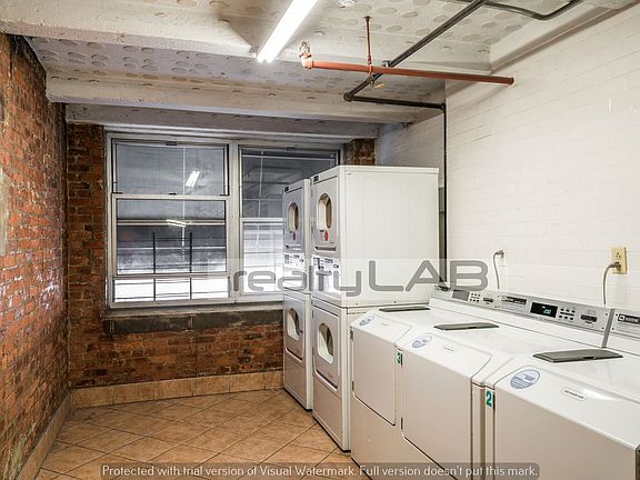 5th image of 1236 Atlantic Ave #17
