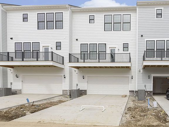 2nd image of 10906 Morab Dr