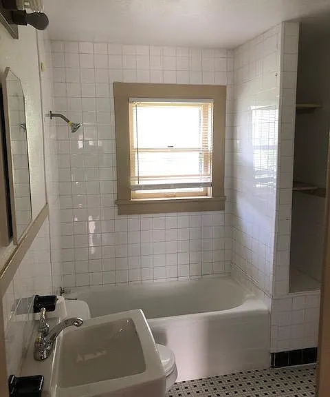 3300 Purington Ave #B — Photo 7