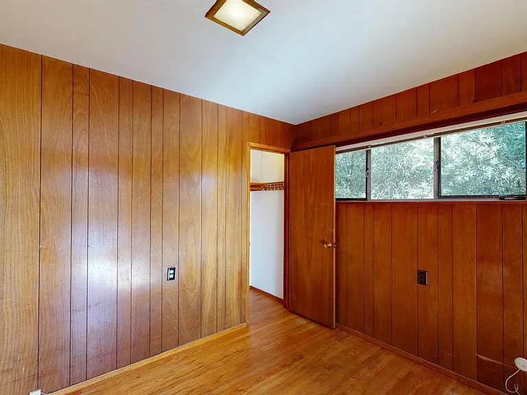 2340 Hilgard Ave #G — Photo 9