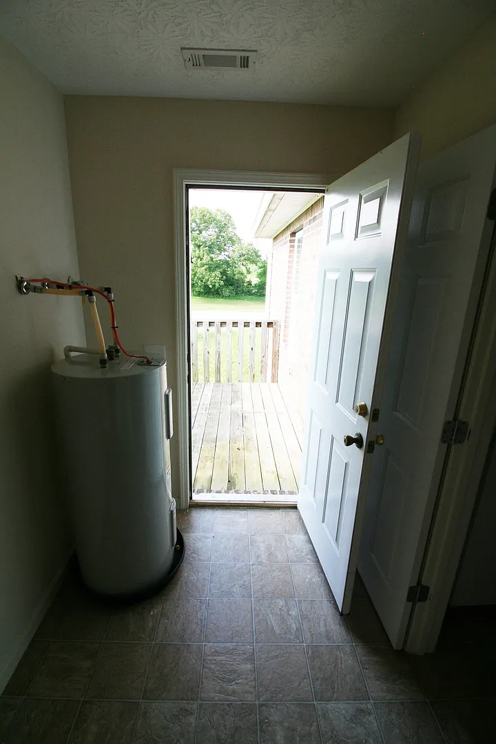 The Oaks - 895 — Photo 1