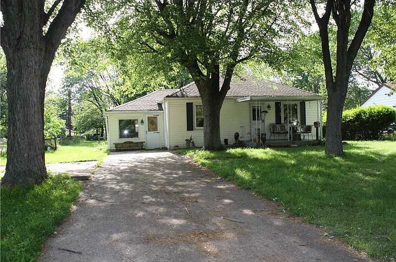 1st image of 3916 S Sherman Dr