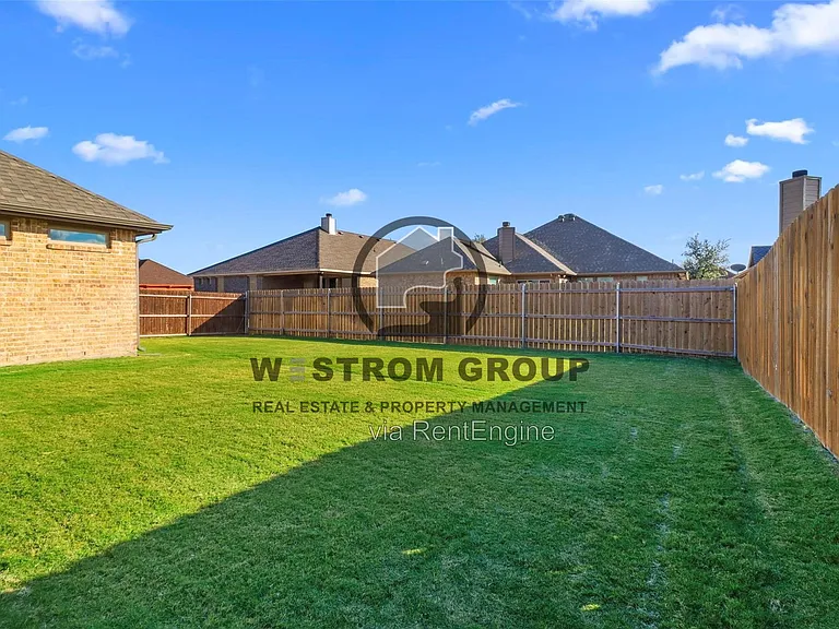 624 Ethan Dr — Photo 5