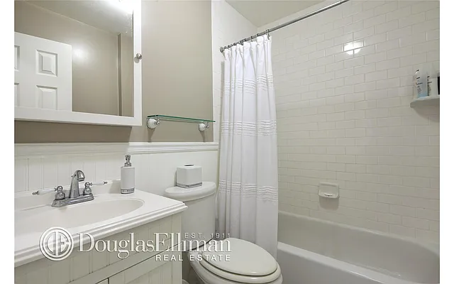 Sold by Douglas Elliman | media 10