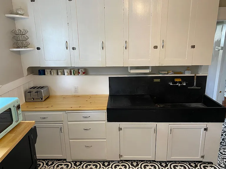 2 Marshall Ave — Photo 14