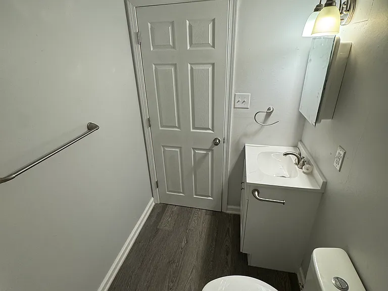 Sunrise Valley Apartments — Photo 6