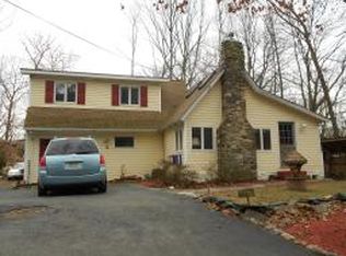 2 Twin Oaks Trl, Hewitt, NJ