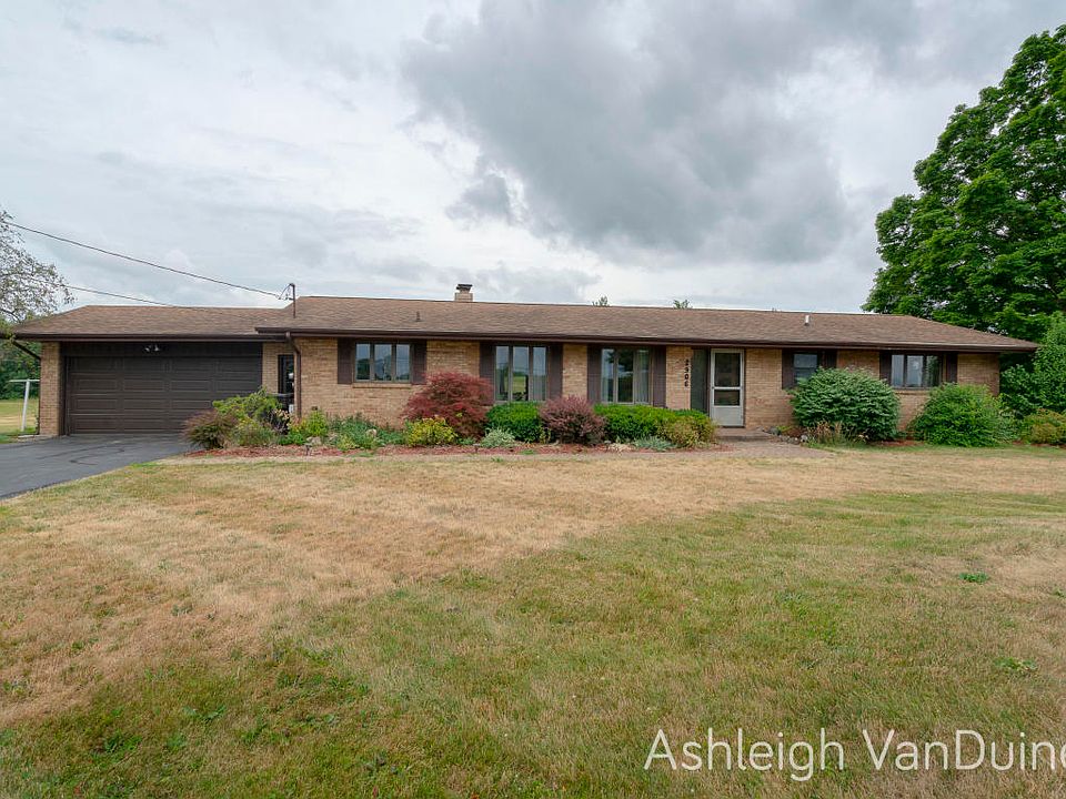 1st image of 2906 92nd St SE