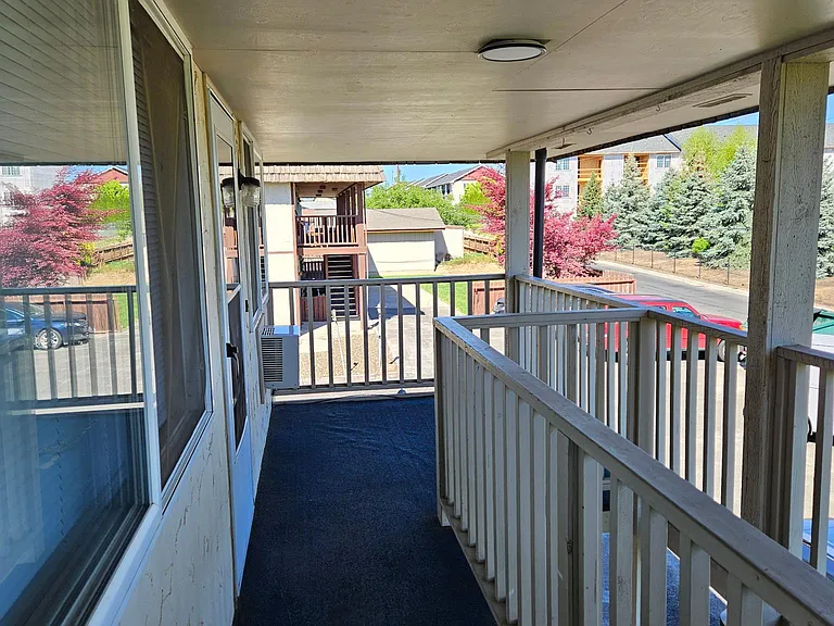 4809 W Viola Ave #D — Photo 1