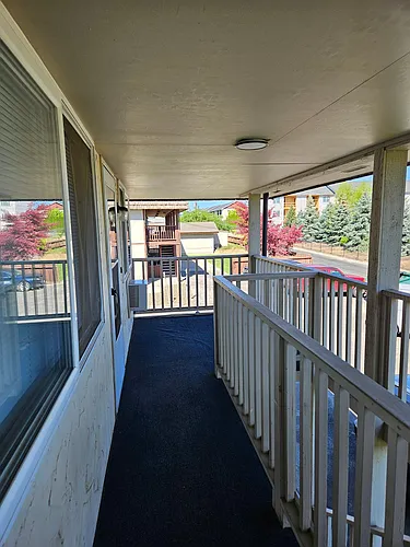 4809 W Viola Ave #D Photo 1