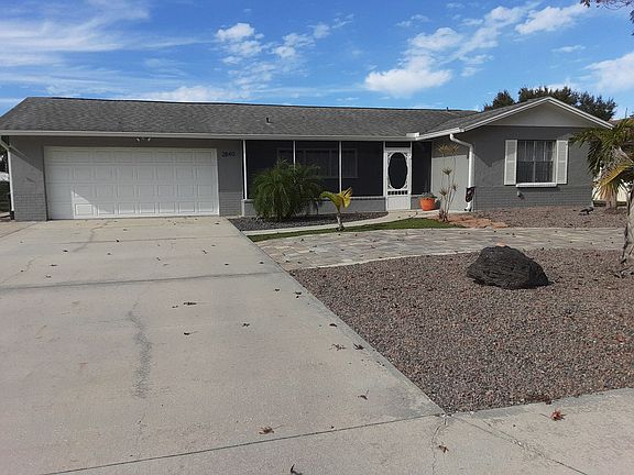 2nd image of 2840 Indianwood Dr