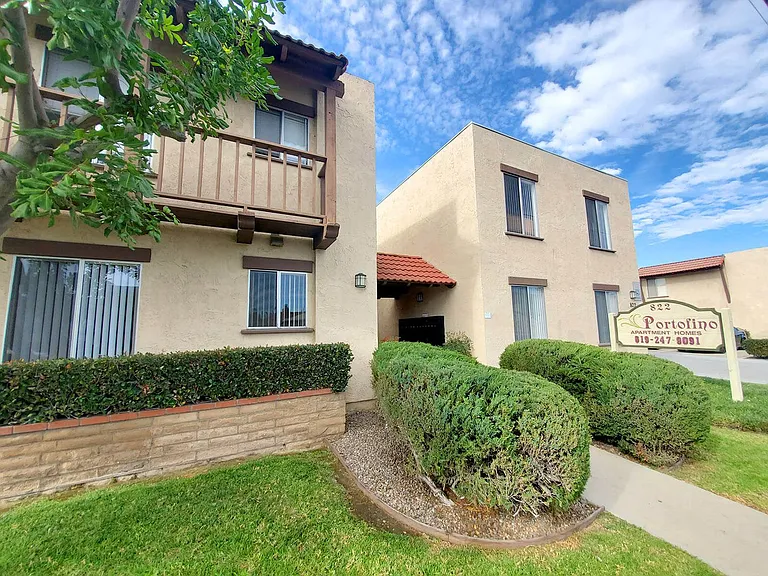 Portofino Apartments — Photo 29