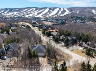 130 Cortina Cres, The Blue Mountains, ON L9Y0S9