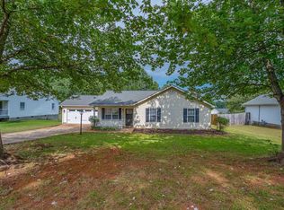 27 Ridge Rd, Greenville, SC 29617