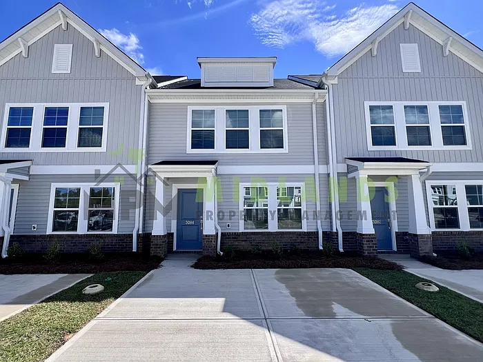3084 Harborview Dr