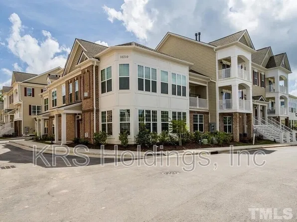 10310 Sablewood Dr Unit 101, Raleigh, NC 27617