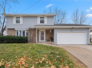8420 Airline Ave, Urbandale, IA 50322