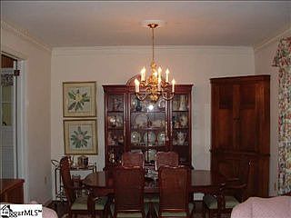 3rd image of 432 Leyswood Dr