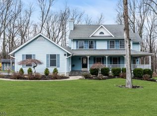 2 Lenape Dr, Stanhope, NJ 07874