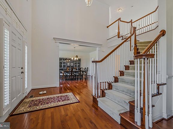 5th image of 723 Parkman Dr