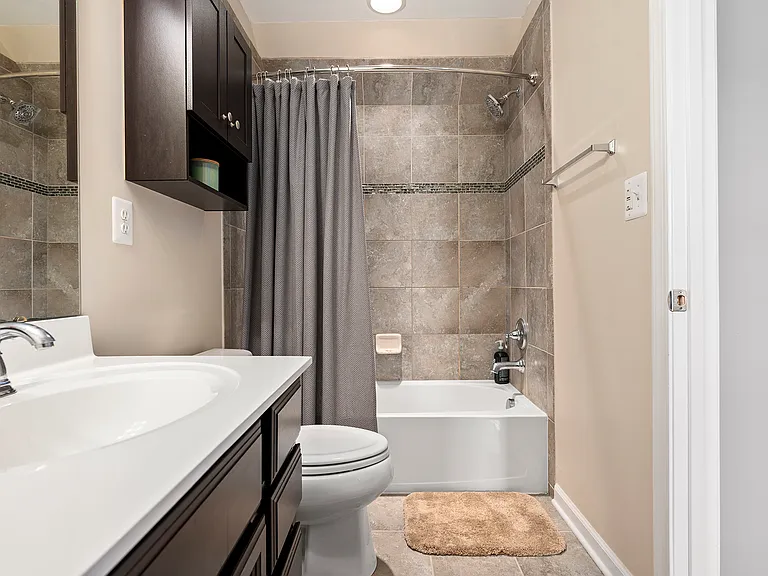 4527 Foster Ave — Photo 20