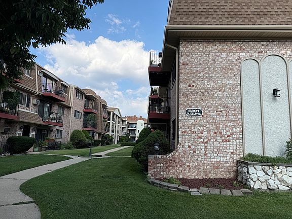 3rd image of 5303 N Delphia Ave APT 304