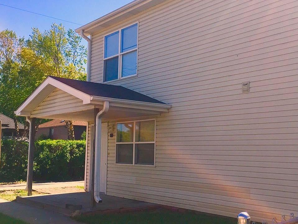 1st image of 415 3rd St #1